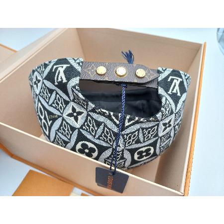 ñ)Louis Vuitton(̺) SINCE 1854 CAP ̽ĸ  - M [ûֱõ] ̹3 - ̺ ߰ǰ